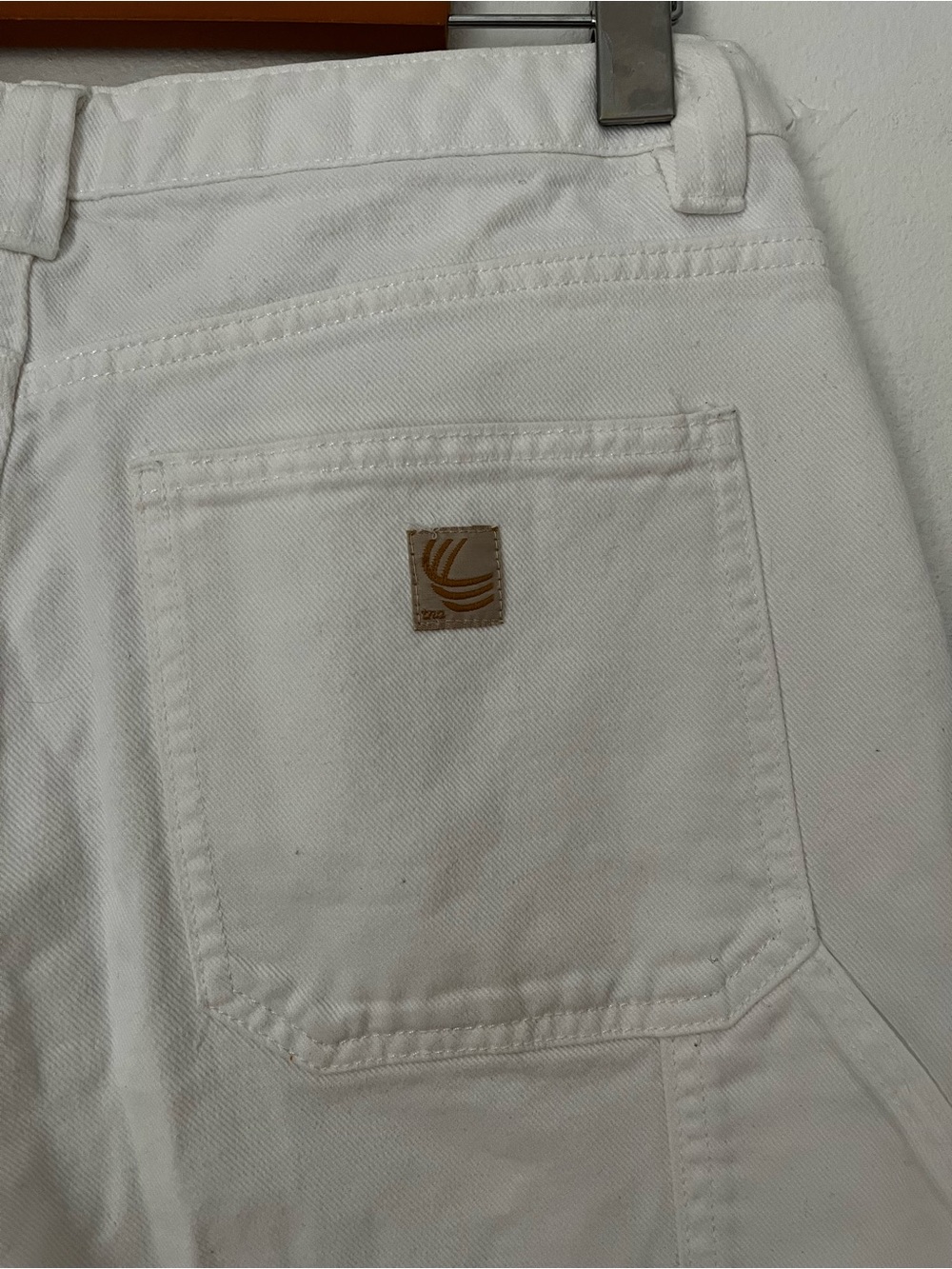 TNA White Straight-Leg Workwear Pants - Picture 5 of 5